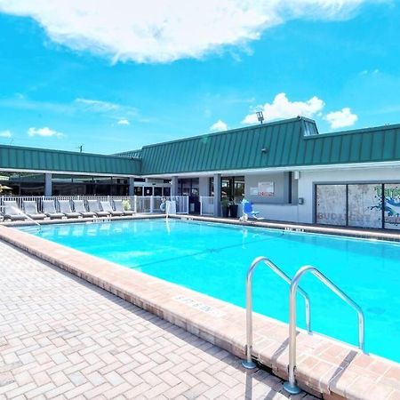 Appartamento Waterfront, Pool, Tiki Bar & Grill, Gym, Location! Sarasota Esterno foto